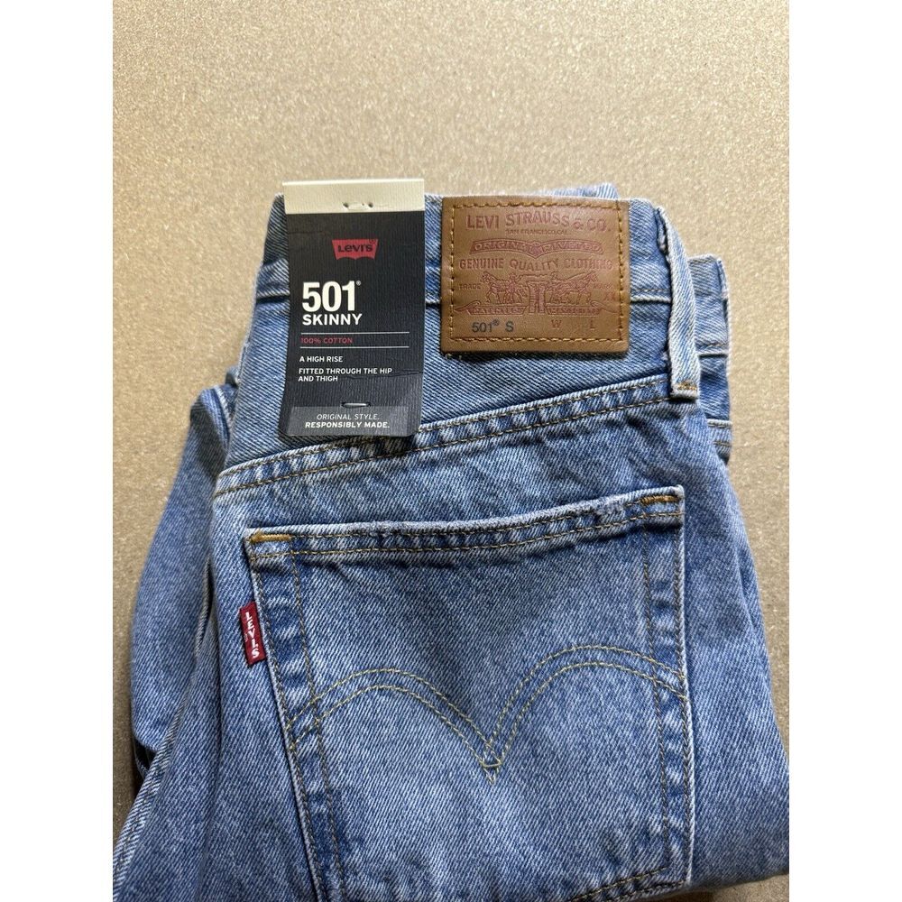 LEVI JEANS 501 Skinny High Rise fit Light Blue 26x28 NWT